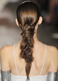 модные прически для длинных волос Kimberly-Ovitz
