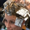 Мелирование волос в домашних условиях: перемена имиджа в умеренном режиме