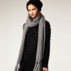 Вязаные шарфы: модная деталь осеннего гардероба
